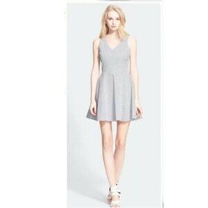 Joie Norton Chain Print Fit & Flare White & Blue Dress V-Neck Sleeveless M NWT